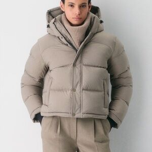 Aritzia- The Super Puff Shorty